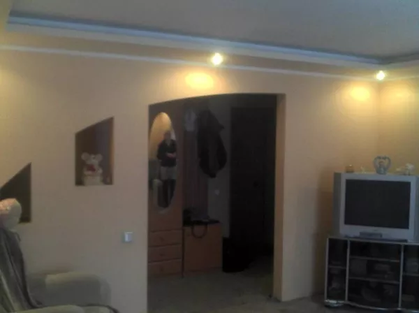Продажа двухкомнатной квартиры в Луганске кирпичный дом на Восточных к