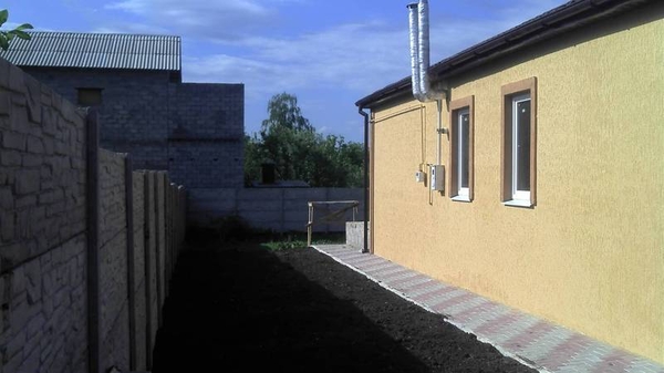 Продажа нового дома в Луганске район квартала Молодежный 2