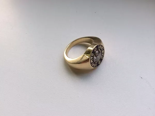 Продам кольцо с бриллиантами 2